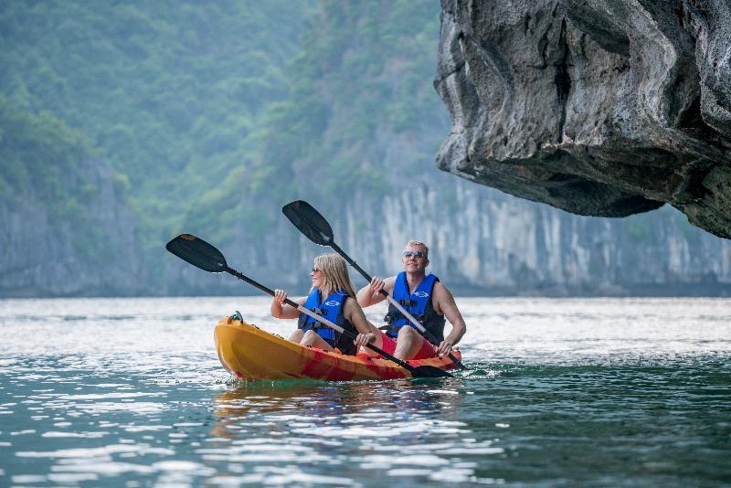 Heritage Line Ylang Cruise - Halong Bay & Lan Ha Bay Ha Long Bagian luar foto