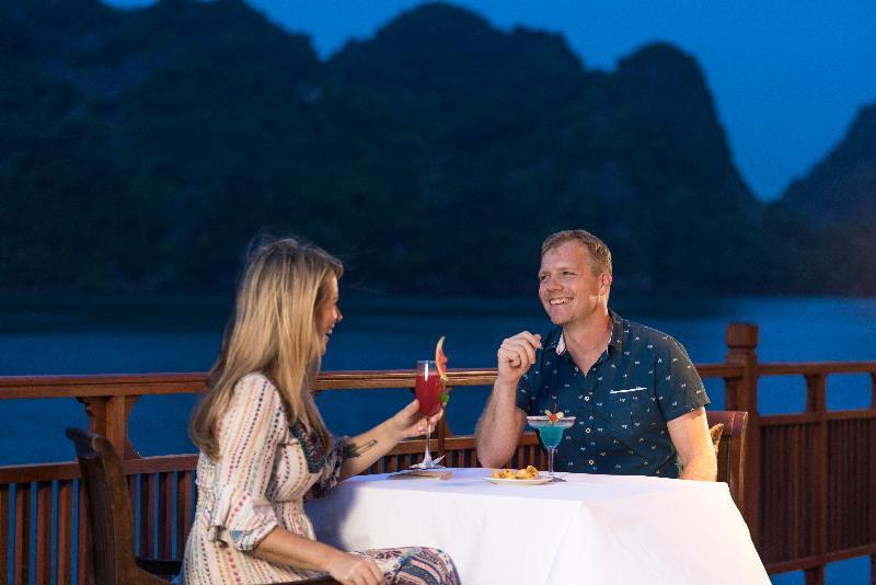 Heritage Line Ylang Cruise - Halong Bay & Lan Ha Bay Ha Long Bagian luar foto