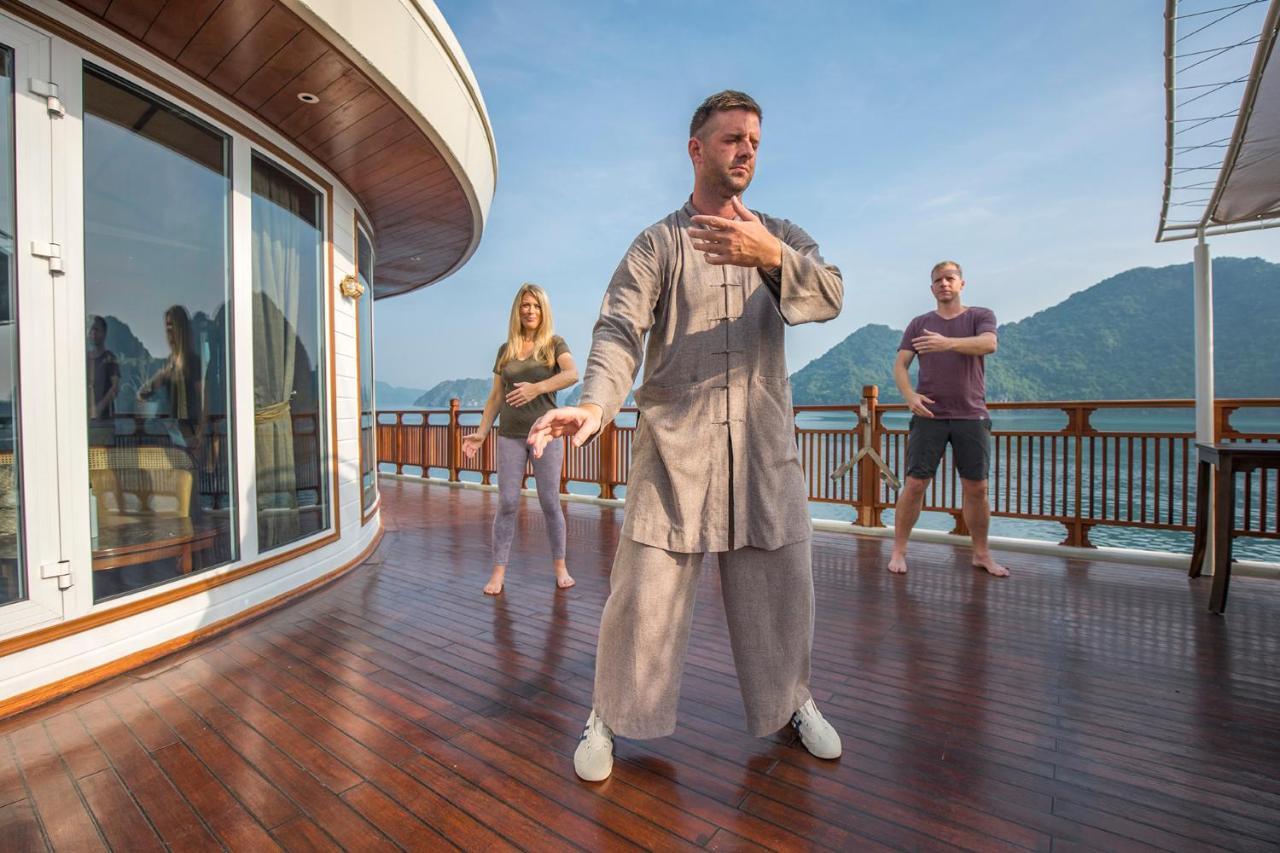 Heritage Line Ylang Cruise - Halong Bay & Lan Ha Bay Ha Long Bagian luar foto