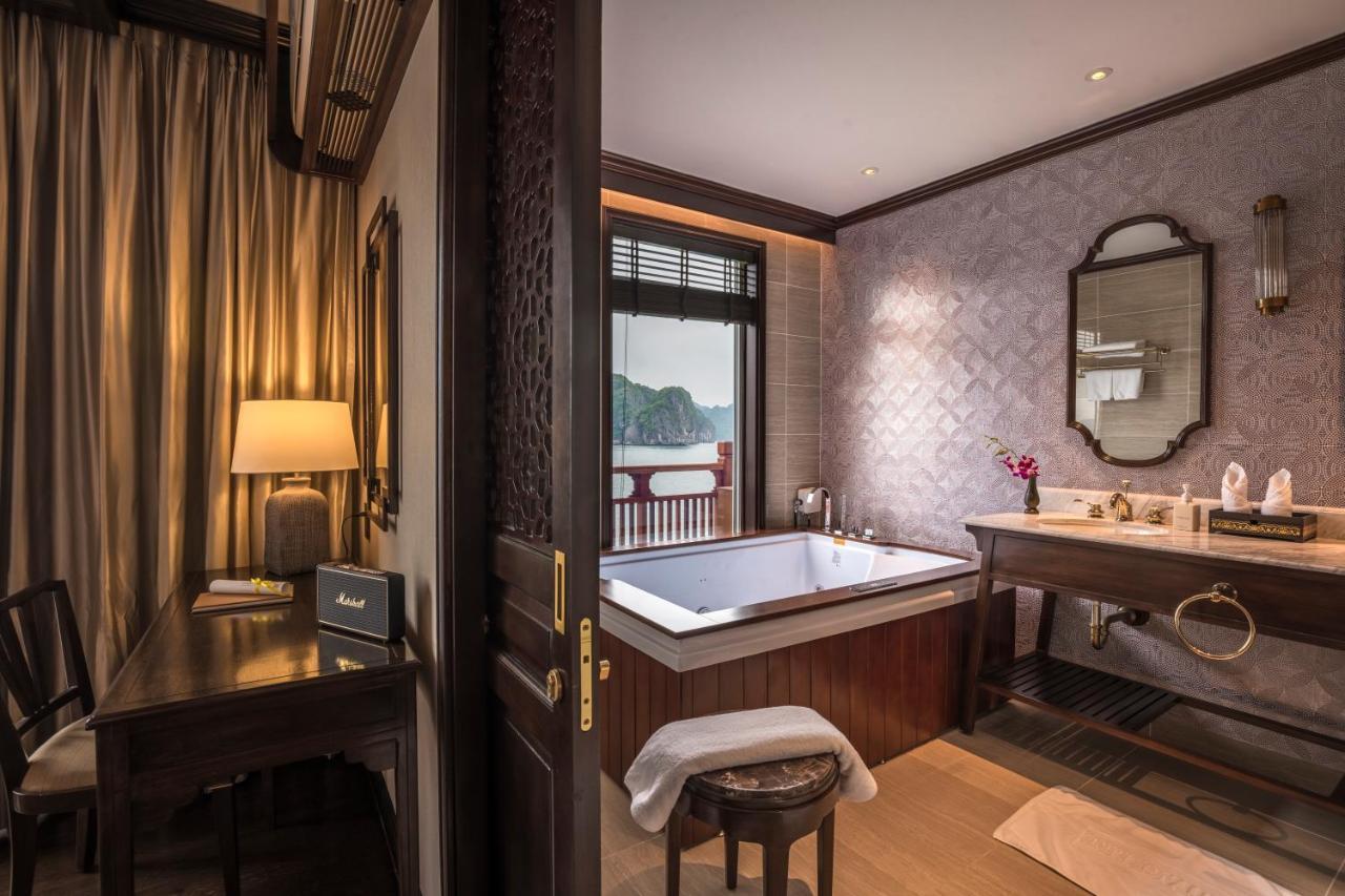 Heritage Line Ylang Cruise - Halong Bay & Lan Ha Bay Ha Long Bagian luar foto