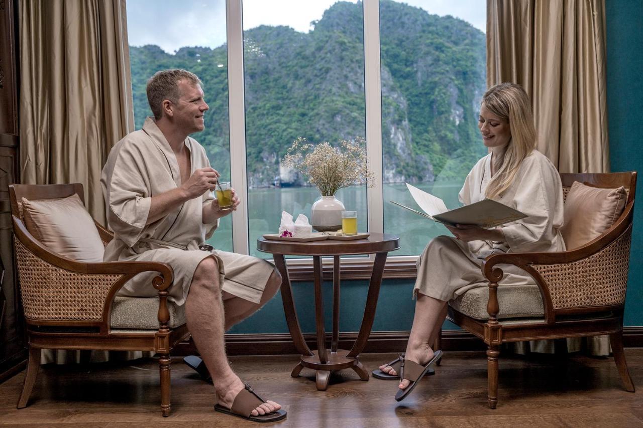 Heritage Line Ylang Cruise - Halong Bay & Lan Ha Bay Ha Long Bagian luar foto