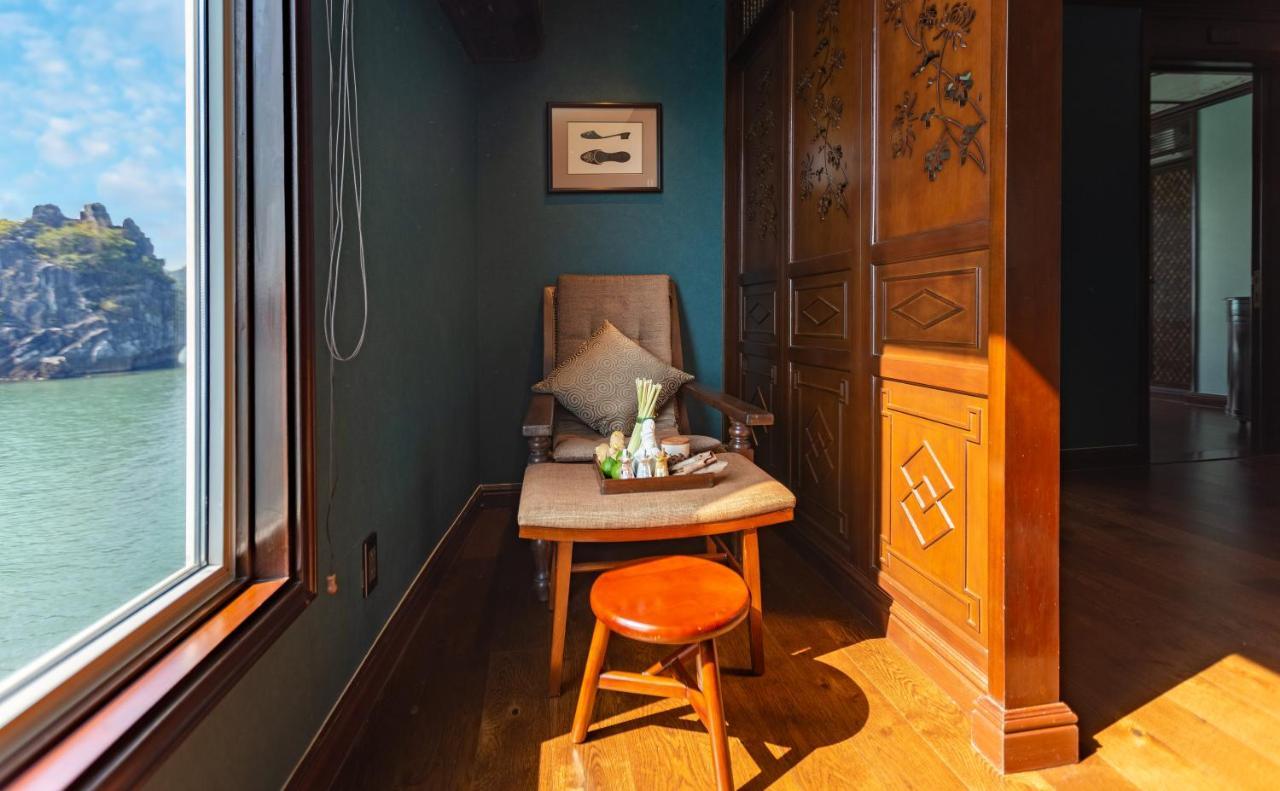 Heritage Line Ylang Cruise - Halong Bay & Lan Ha Bay Ha Long Bagian luar foto